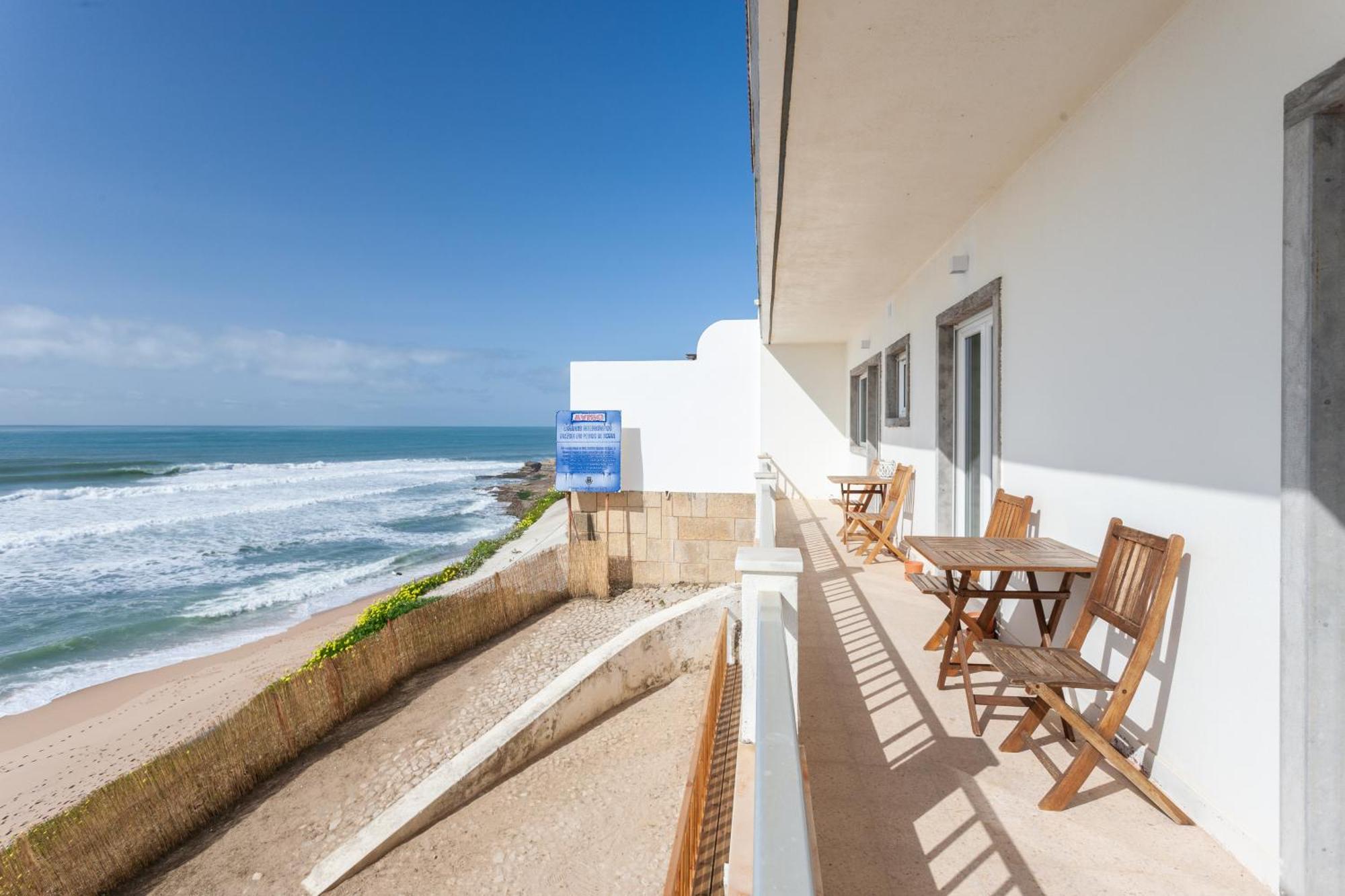 Blue Buddha Beach Rooms & Suites Ericeira Exterior foto
